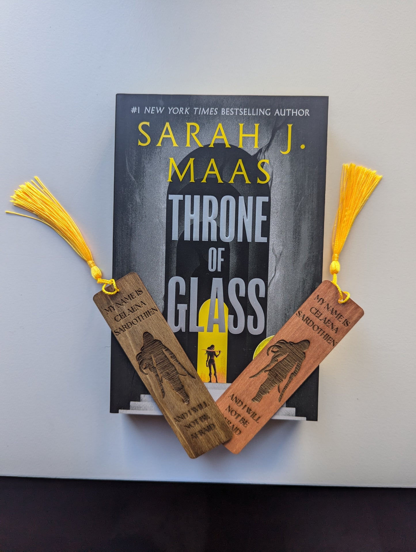 Throne of Glass Bookmark | 3cm x 12 cm